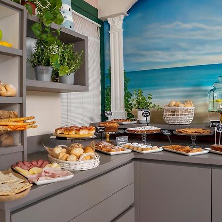 Albergo Ristorante Pozzi เบลลาเรีย-อีเจอา มารีนา ภายนอก รูปภาพ